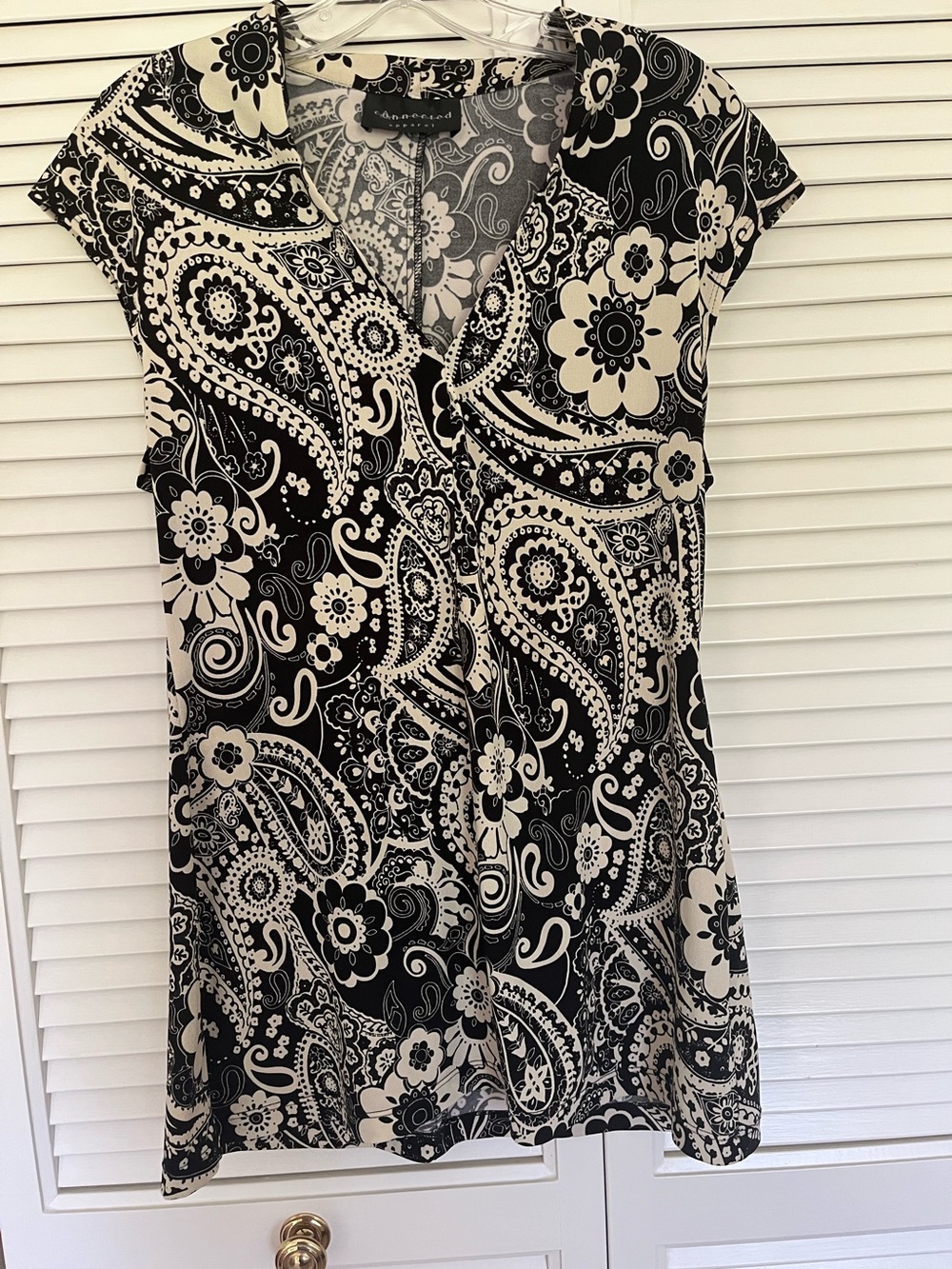 Connected Apparel sleeveless tunic